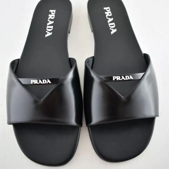 !SOLD! Prada Triangle Logo Strap Black Leather White Slide Sandal Flip Flop 37.5 - Picture 2 of 8